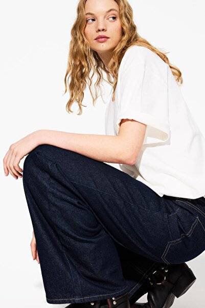 Bershka Kalın pamuklu ve kısa kollu oversize t-shirt