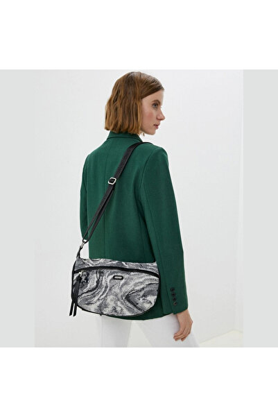 David Jones Women's Messenger Bag Sand