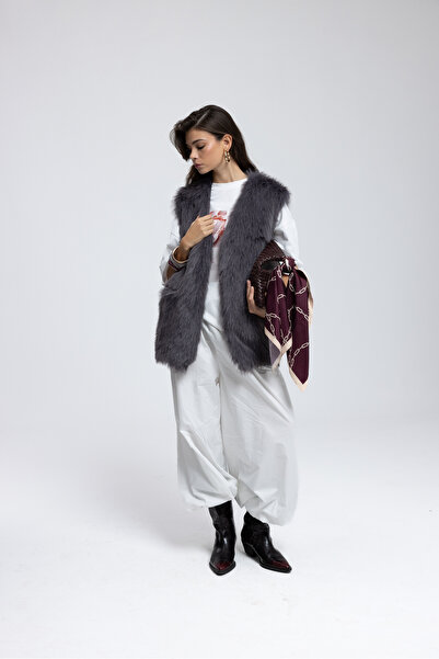 MAI STUDIOS CO. Plush Anthracite Vest