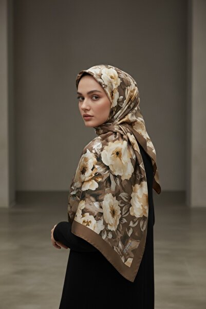 Onur شال - نعم، نسيج جديد من الحرير الهندي بنمط ريكات من Nadide Collection Fa...