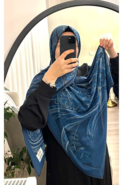 19V69 ITALIA krep kumaş yumuşak dokulu lacivert desenli şal