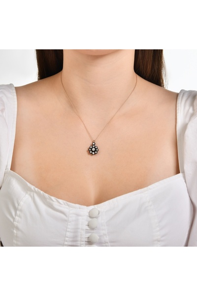 Assos Pırlanta 0.07 Karat Gül Elmas Kolye