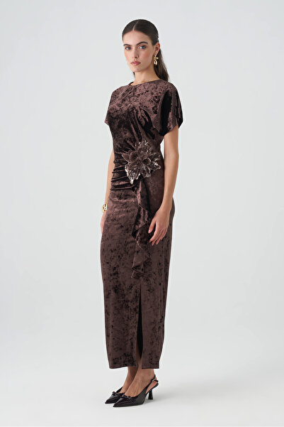 Dizayn Ella Düşük kollu volanlı kadife elbise EL-4442