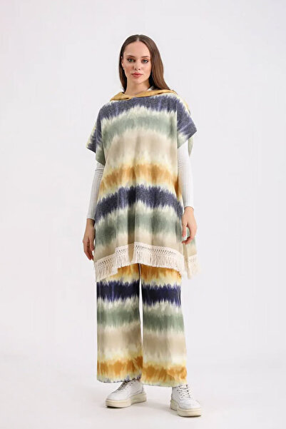 Hatun Atila Digital Print Fine Knitted Tricot Poncho Set