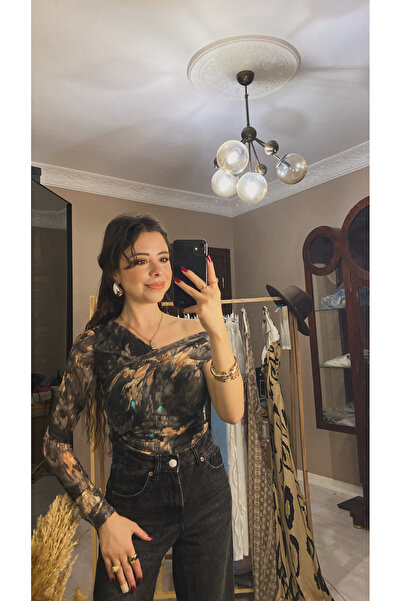 EMOŞŞBUTİK Şifon Kol Detaylı Desenli Bluz