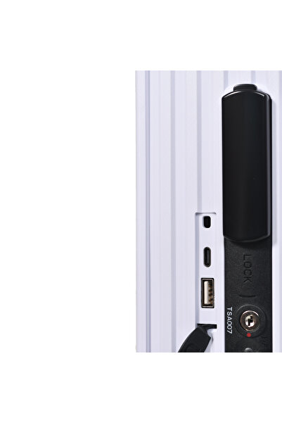 MORANO A 20''24'' polycarbonate (PC) travel bag with a built-in TSA lock.