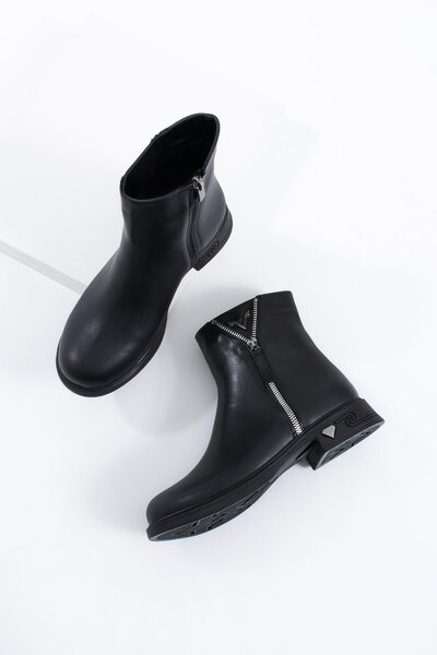 Moda Pie Frank Fermuar Aksesuar V Tokalı Kadın Bot Siyah Cilt