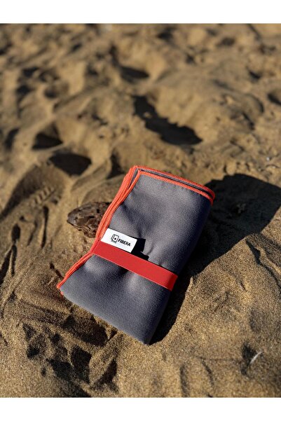 Fibera Çift Taraflı Mikrofiber Havlu 80x130 cm – Kum Tutmaz Plaj, Spor ve Seyahat Havlusu