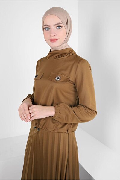 Alvina Pleated Skirt Knitted Suit 44224