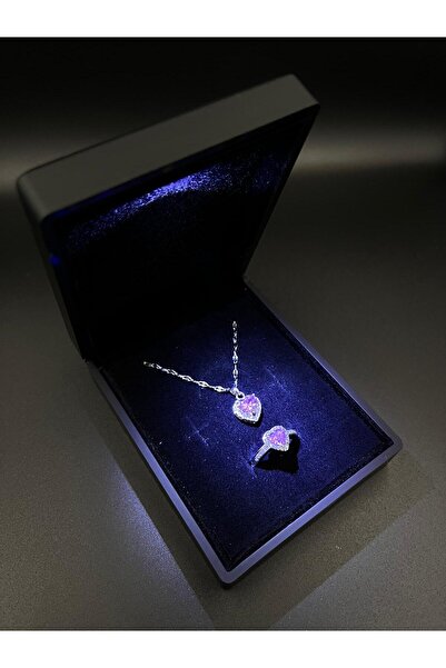 Sepetten Eve Işıklı Kutuda Kalpli Kolye Kalpli Yüzük Seti Yılbaşı Hediyesi 14 Şubat Sevgililer Günü Hediyesi