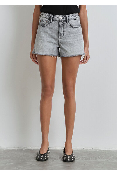 Mavi Cherry 90lar Açık Gri Jean Şort 1410022-89734