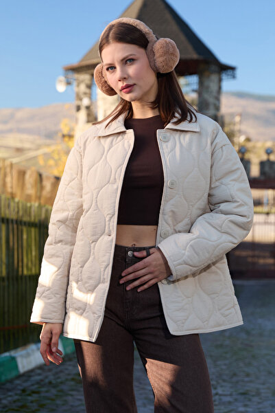 Fulla Moda Su Yolu Desenli Kapitone Oversize Düğmeli Mont