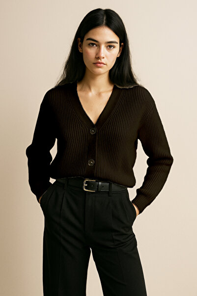 Pampino Kadın Düğmeli Kısa Hırka