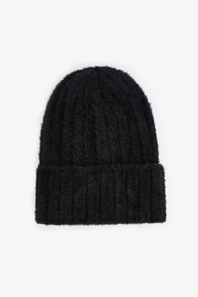 Penti Black Zoe Soft Textured Beanie
