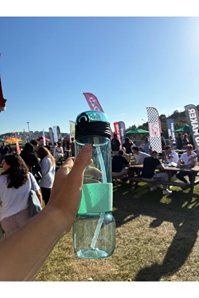 zweikell Targo Switch Turquoise Bpa Free 650 ml Tritan Water Bottle