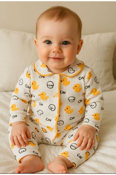 anne dokunuşu gibi KUZUM BEBE 2’li Fitilli Kumaş Civciv Desenli Kız Erkek Bebek Çocuk Alt Üst Pijama Takımı