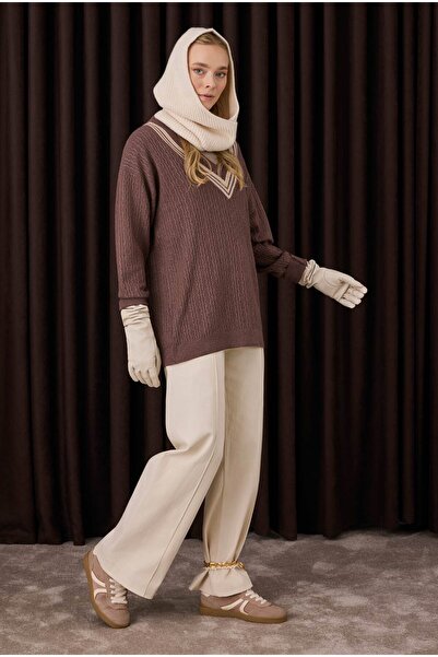 HEQA V Yaka Dokulu Triko Kahverengi