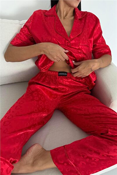 COCCOLARSI Tigre Affascinante Kırmızı Jakarlı Saten Kısa Kol Pantolon Pijama Takımı