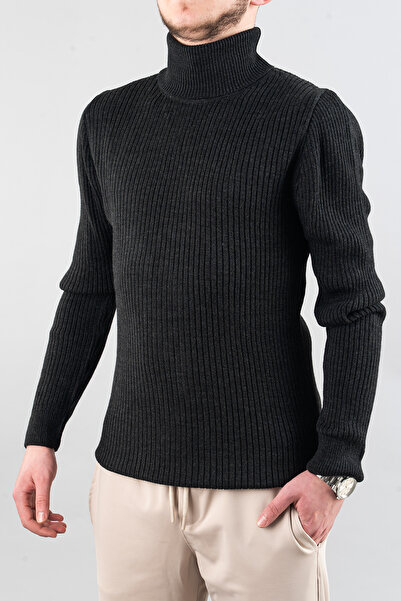 bombe Чоловічий чорний slim fit светр з бавовняного трикотажу з велосипедним коміром