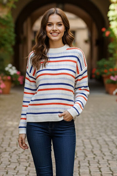 Devinka Kadın Beyaz Çizgili Triko Kazak