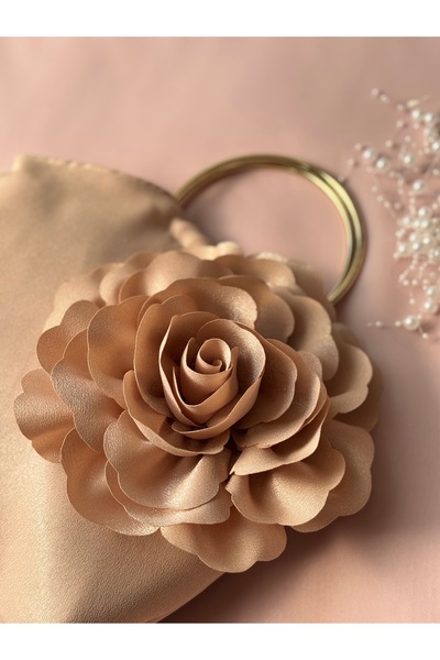 GUSTELLO Beige Gold Metal D-Handle 3D Rose Motif Flower Handbag |   Wedding/Invitation Packages