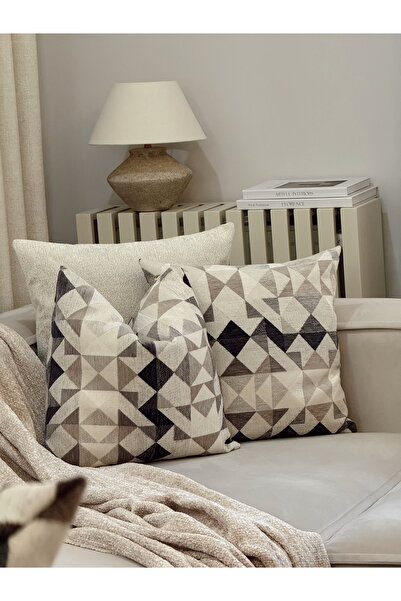 AYSA HOME DECOR Alvea Beige, Cream Pyramid Patterned Single Throw Pillow Cover