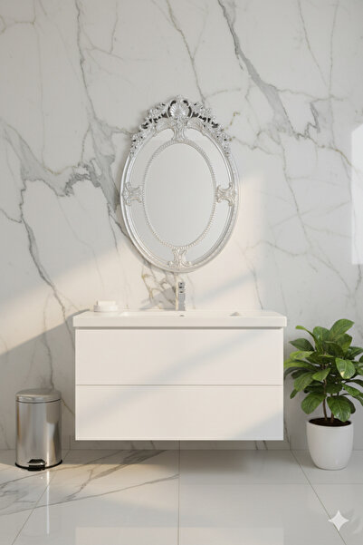 Generic Elegant mirror set with a luxurious frame, adding a touch of sophistication to any space. 80 x 54 cm
