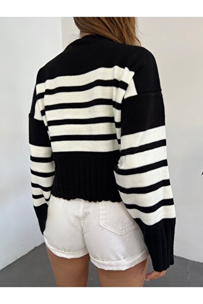 Jose Clothing Női nyakú, csíkos, hosszú ujjú kötött pulóver