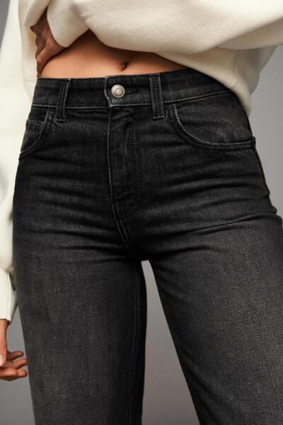 Bershka Geniş paça straight fit jean