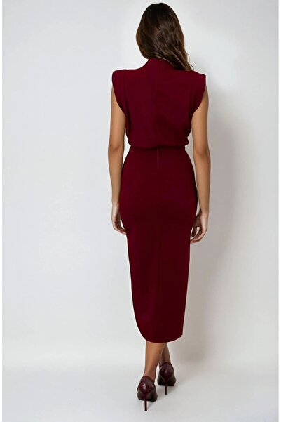 OLSAMODA Γυναικείο φόρεμα με λεπτομέρεια από ελαστικό ύφασμα με βάτα μπροστινές βραχίονες