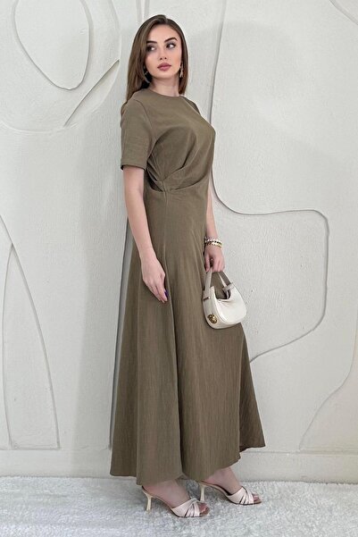 Elbee Fashion Woman Плісирована сукня з вирізом горловини