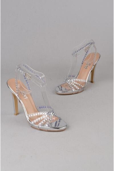 SEÇ KUNDURA Seç 910 Stone-Detail Transparent Evening Shoes Silver