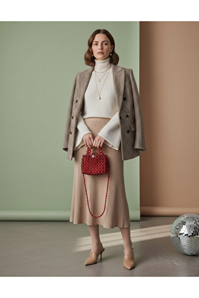 Las Perlas حقيبة يد مصنوعة يدويًا بحزام متقاطع من الخرز الكريستالي باللون الع...