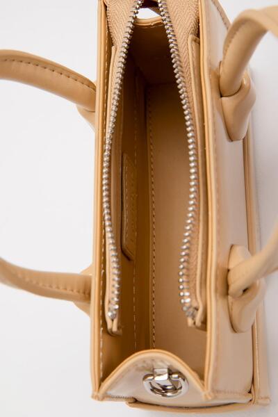 Levidor Yellow Adjustable Lock Detailed Handbag