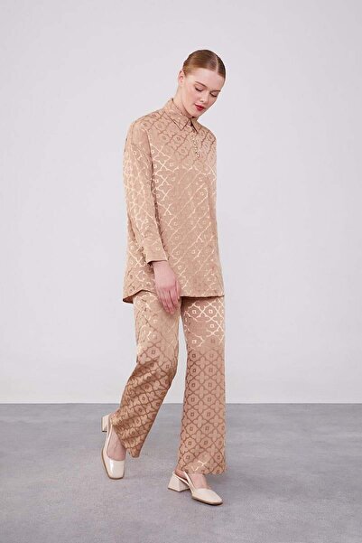 Levidor Σετ δύο τεμαχίων Jacquard Camel με λουλούδια