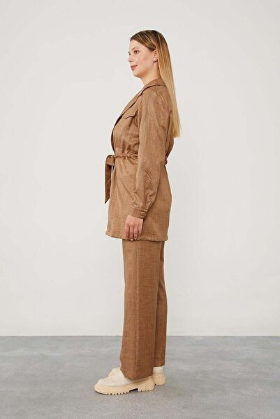 Levidor Latte Collar Stone Embroidered Jacket Set