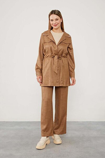 Levidor Latte Collar Stone Embroidered Jacket Set