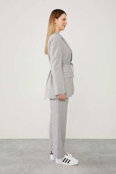 Levidor Gray Belted Striped Pants Suit