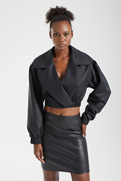 IMBUE مظهر جلدي سترة بأزرار على الجهتين كروب بأكمام بالون وحزام مطاطي