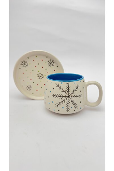 Gezdikçe Bilelim كوب سيراميك مصنوع يدويًا مع طبق مزين بنقش ندفة الثلج لعيد ال...