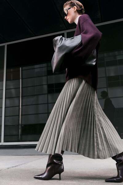 H&M Pleated skirt