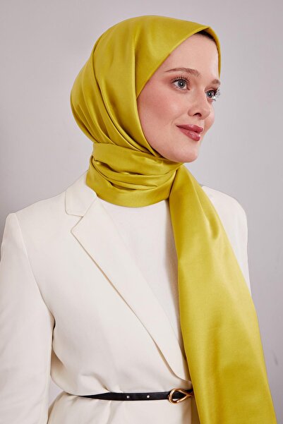 Levidor Pistachio Green Silk Shawl