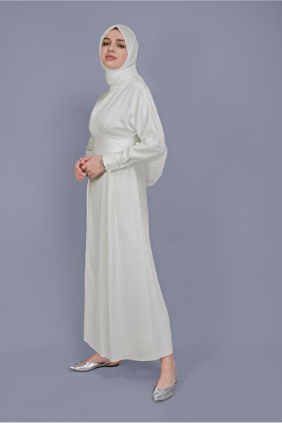 Alvina فستان ساتان بياقة دائرية 41624