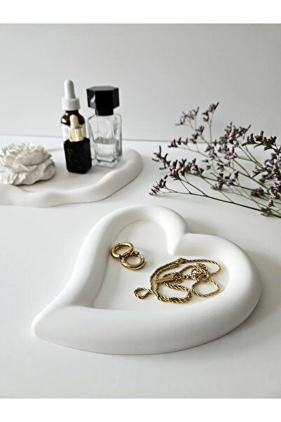 Ziani Heart-Shaped Chunky Catch-All Tray