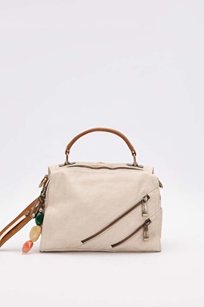 Levidor Çapraz Fermuar Detaylı Suni Deri Kadın Sırt Çantası – Şık, Hafif ve G...