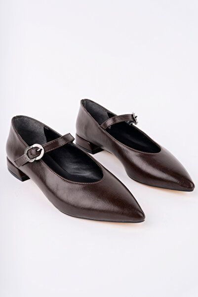Madam Tarz Cng-A2 Belted Pointed Toe Ballerinas