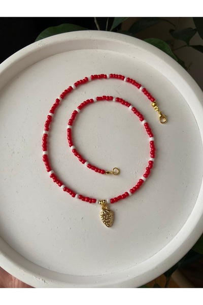 Anetta Jewelry Kadın tasarım kırmızı kum boncuklu altın renk çilek uçlu kolye