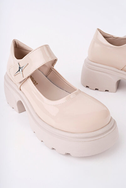 Madam Tarz Grace Yıldız Детайлни мокасини с катарами