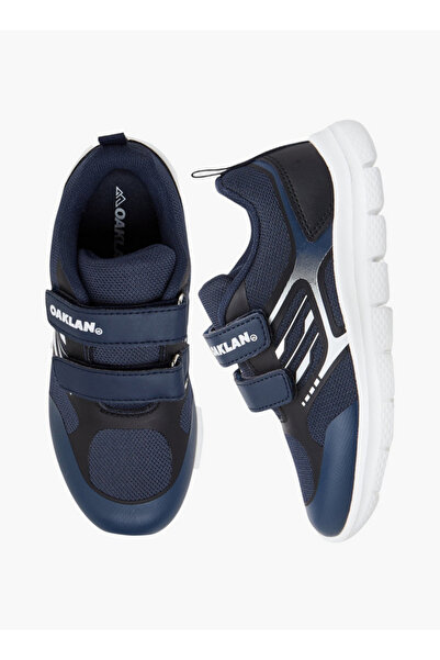Oaklan by Shoexpress Boys Hook and Loop Sports Shoes
