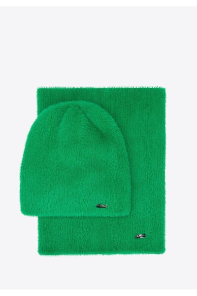 Wittchen Women's Winter Set Made of Soft Knitted Green Polyester